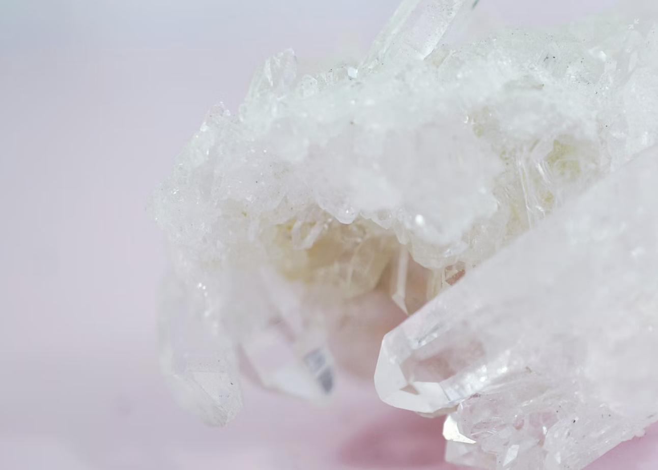 Clear Quartz Crystal Point – Master Healer & High-Vibration Stone